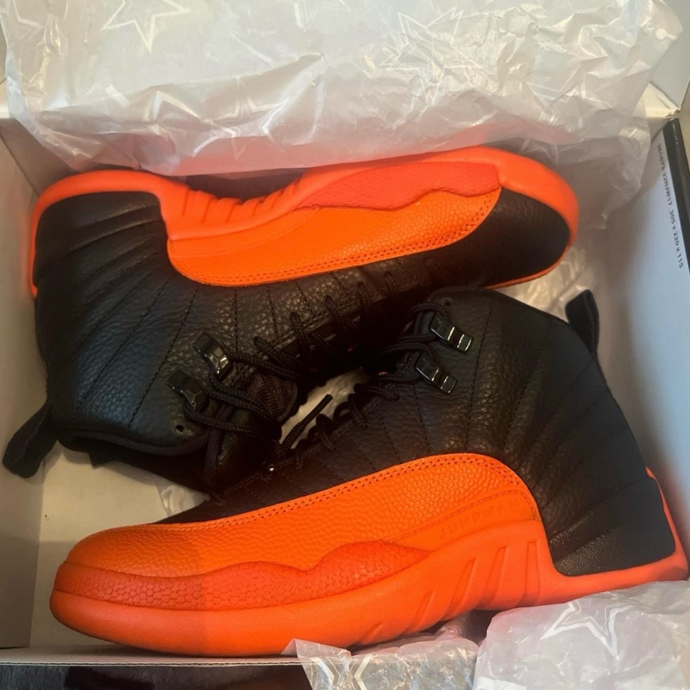 Jordan Retro 12 Brilliant Orange